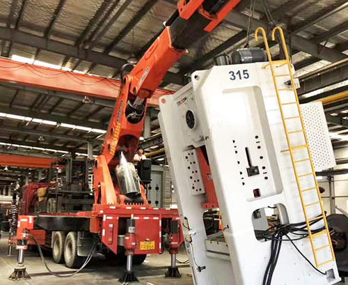 新化提升工作效率，选择优质折臂吊租赁服务