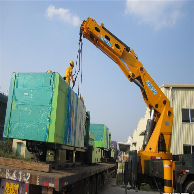 新化100吨折臂吊出租大概多少钱