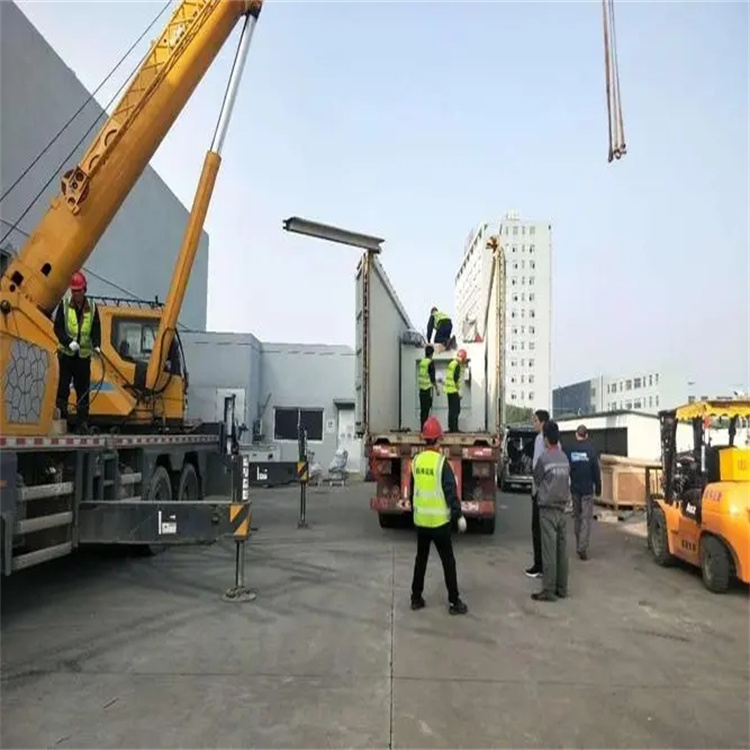 新化如何找到附近的吊车救援服务