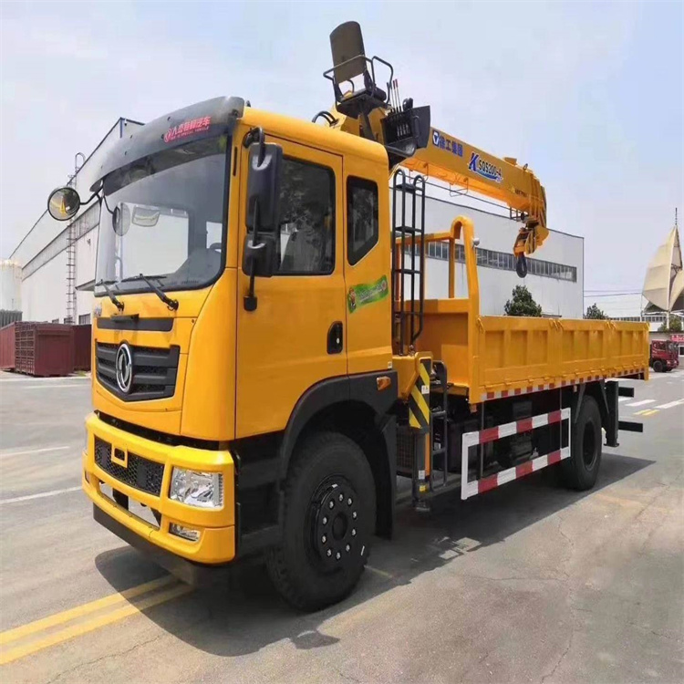 新化附近找一辆随车吊出租