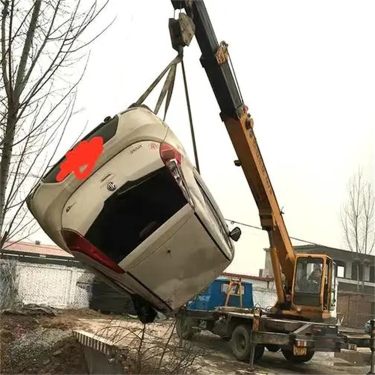 新化随时待命，吊车24小时道路救援服务全解析