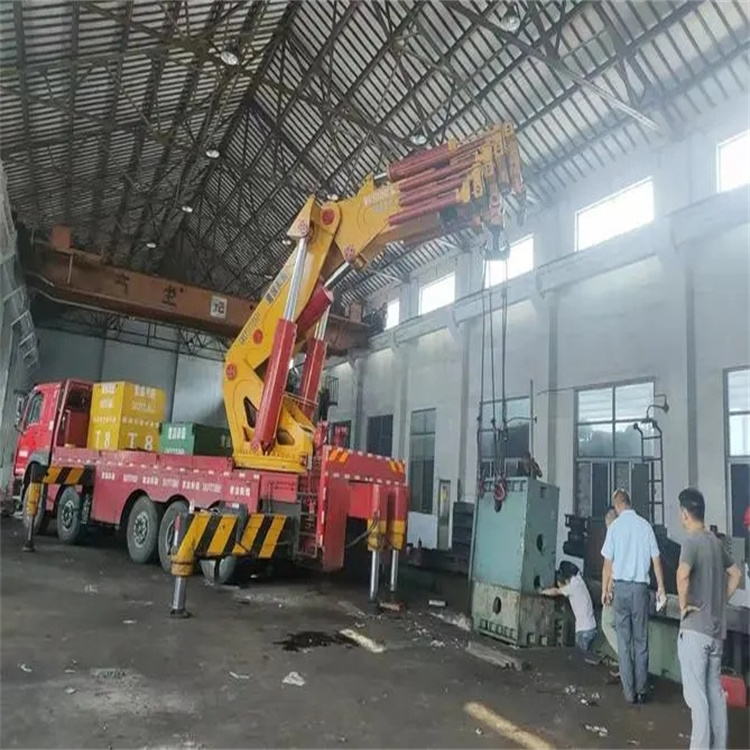 新化速查！附近自卸吊车租赁电话及租赁全攻略